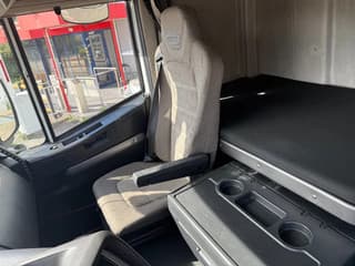Iveco 420 661161 KM, EURO 6 - Image 13