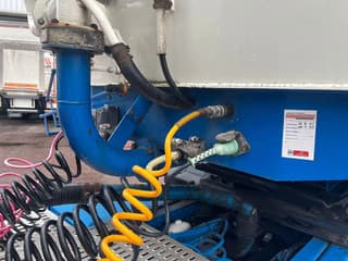 DAF FT EURO 6 WITH BULK COMPRESSOR - Image 11