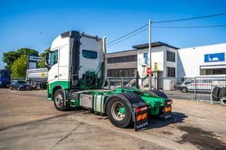 Volvo 500 +KIPHYDR. - Image 5