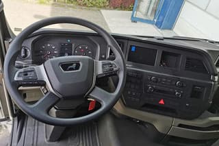 MAN 33.400 BB CH Tipper Truck (9 units) - Image 8