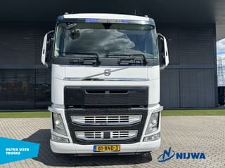 Volvo 460 6x2 Valid ADR + ACC - Image 6