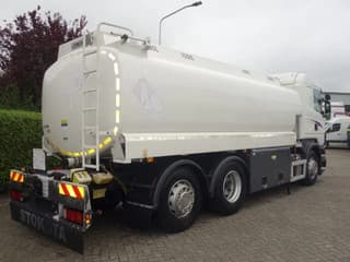 Scania R380 6X2 19200 LITER TANK,MANUAL GEARBOX - Image 3