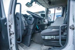 Renault PREMIUM 380 DXI-6x2 - Image 5