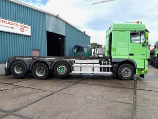DAF 8x2 CHASSIS WITH MULTILIFT SYSTEM (ZF16 MANUAL GEARBOX / MX-BRAKE / 9.000 KG. FRONT-AXLE / LIFT-AXLES / FRIDGE / ETC.) - Image 4