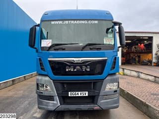 MAN 24 440 6x2, EURO 6, RHD, ADR, Engine defect - Image 11