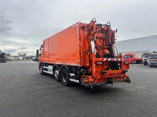 Volvo FM 6x2 (euro 5) + IPSAM Hogedruk wegdek reiniger / High Pressure Road Surface Cleaner - Image 3