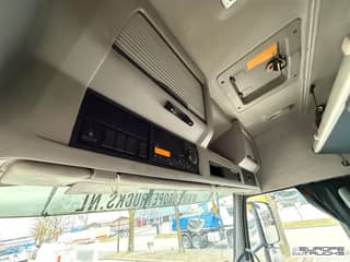 Volvo FH460 - Image 11