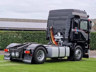 Volvo 500 Globetrotter 4x2 - Fully renovated - Volvo Demo colors - New paint - Perfect shape - Telma - Image 8