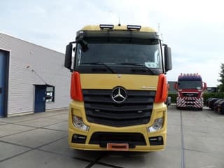 Mercedes-Benz 3351 6x4 - Image 2
