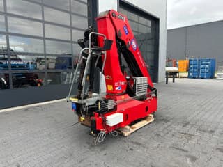 HMF 2030-K3 Crane / Kraan / Autolaadkraan / Ladekrane / Kran / Grua / Grues - Image 3
