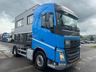 Volvo 420 4X2 ADR EURO 6 ALCOA - Image 3