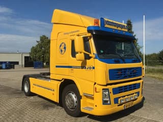 Volvo -9 - Thumbnail 1