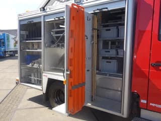 MAN 220C GODIVA POMP 2000 LITER TANK,MANUAL GEARBOX - Image 12