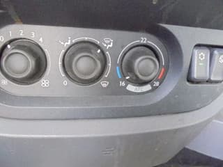 DAF 6X2 - Image 19