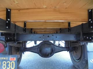 Chevrolet 1 1/2 TON FLATBED - Image 10