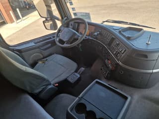Volvo 12.380 4x2 - Frigo Carrier Supra - Loadlift - Hooks/Rohrbahnen/Vleeshang - Image 13