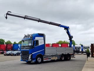 Volvo 13.540 Globetrotter 6x4 - HMF 1920K with remote year 2019 - Full air - Leather - Image 3