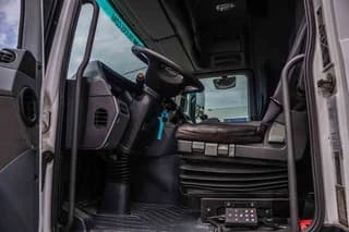 Mercedes-Benz 1844 LS-MP3+E5+VOITH - Image 7