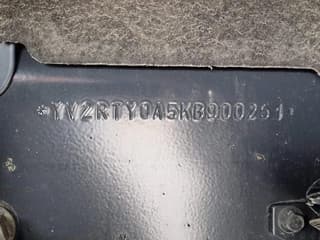 Volvo 13.460 Globetrotter 4x2 - PTO/Hydraulic - 2x tank - Fridge - Full spoiler - Image 30