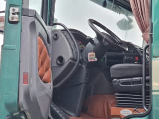 DAF XF 440 2015 - SuperSpaceCab 6x2*4 - Cuppers 1-2-3 deck Livestock + Cuppers 3 deck trailer 2009 afbeelding 12