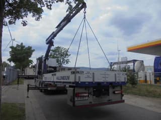 Volvo 420 6X2 NL TRUCK - Image 23