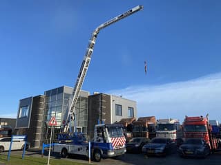 Iveco 90 E18 - EURO 5 + KLAAS ALU-KRAN 30 METER MET REMOTE - Thumbnail 1