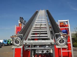 MAN 220C GODIVA POMP 2000 LITER TANK,MANUAL GEARBOX - Image 8