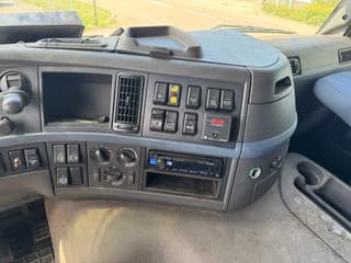 Volvo FM 8X4 EURO 5 + CABELLIFT TIPPER - Image 15