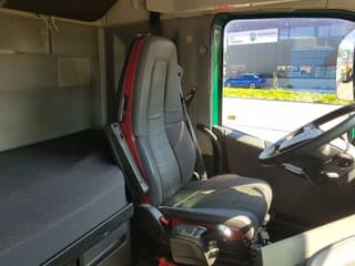 Volvo 500 8x2 Euro 6 Netherlands truck - Image 10