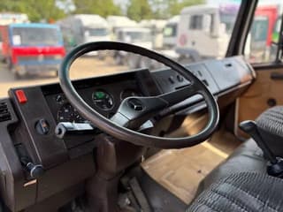 Mercedes-Benz K 6-CILINDER FULL STEEL WITH TENT BOX / CATTLE BOX (MANUAL GEARBOX / FULL STEEL SUSPENSION) - Image 9