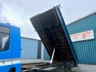 DAF ATI 4x2 FULL STEEL KIPPER (EURO 2 / MANUAL GEARBOX / FULL STEEL SUSPENSION / P.T.O.) - Image 13