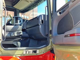 Scania R580 V8 Topline 6x2 - Box with sidedoors - Retarder - Full air - 4.55WB - Image 32