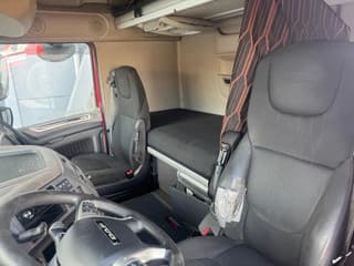 DAF 6X2 EURO 6 SKIRTS AIRCO AUTOMATIC - Image 8