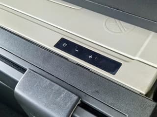 Volvo 13.500 Globetrotter 4x2 - I parkcool - Full air - Low KM 347Tkm - Fridge - Image 28