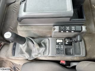 Renault Kerax 370 6x4, Manual, Fassi, Remote, Steelsuspension - Image 5