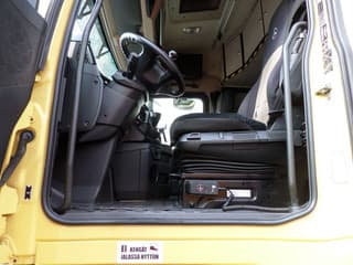 Mercedes-Benz 3351 6x4 - Image 10