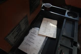Volvo F10 4x2 - 1979 - Container Oldtimer - Image 17