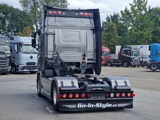 Scania S560 Highline 4x2 - Like new - Night clima - Full air - Custom bumper - Lightbar - Image 5