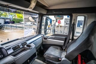 MAN 32.360 BB+LIEBHERR 9m3 - Image 11