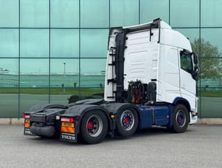 Volvo GLOBETROTTER 6X2 701.000 KM SUPER CONDITION NL TRUCK - Image 4
