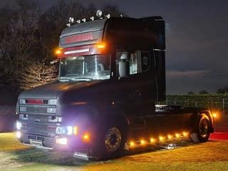Scania T164-580 V8 Topline 4x2 - Original Torpedo/Hauber - Retarder - 4.70 WB - PTO/Hydraulic - Light bar - Leather seats - Image 22