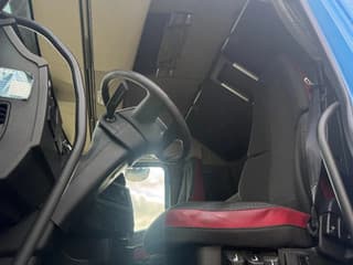 Volvo 420 4X2 ADR EURO 6 ALCOA - Image 9