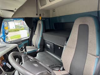 Volvo 4X2 SPOILERS EURO 6 SKIRTS HOLLAND TRUCK TÜV TILL 09-2025 - Image 8