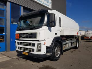Volvo FM 9.340 Petrol, Diesel 17000 Ltr. 3 Compartementen