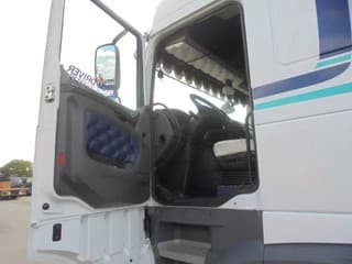 DAF 125XDAF 106 TRACTORHEAD IN STOCK - Image 10