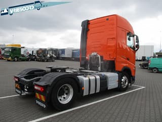 Volvo 500 - Image 4