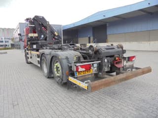 Scania P400 6X2 - Image 10