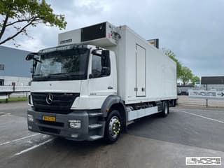Mercedes-Benz No Title - Thumbnail 1