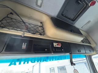 Volvo 12.460 4X2 Globetrotter steel/air retarder - Image 16