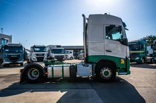 Volvo 500 +KIPHYDR. - Image 3